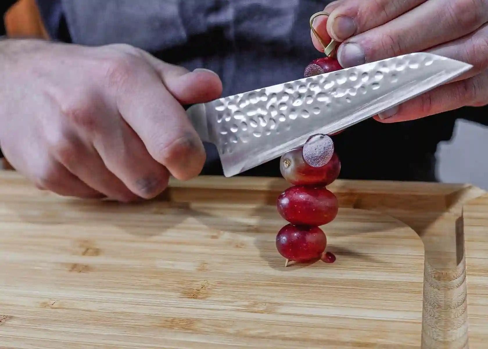 kiwi schillen met kotai bunka groentemes