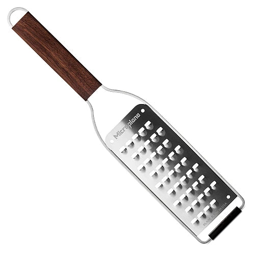 Microplane Master Series Grobe Reibe mit Walnussgriff 43308 