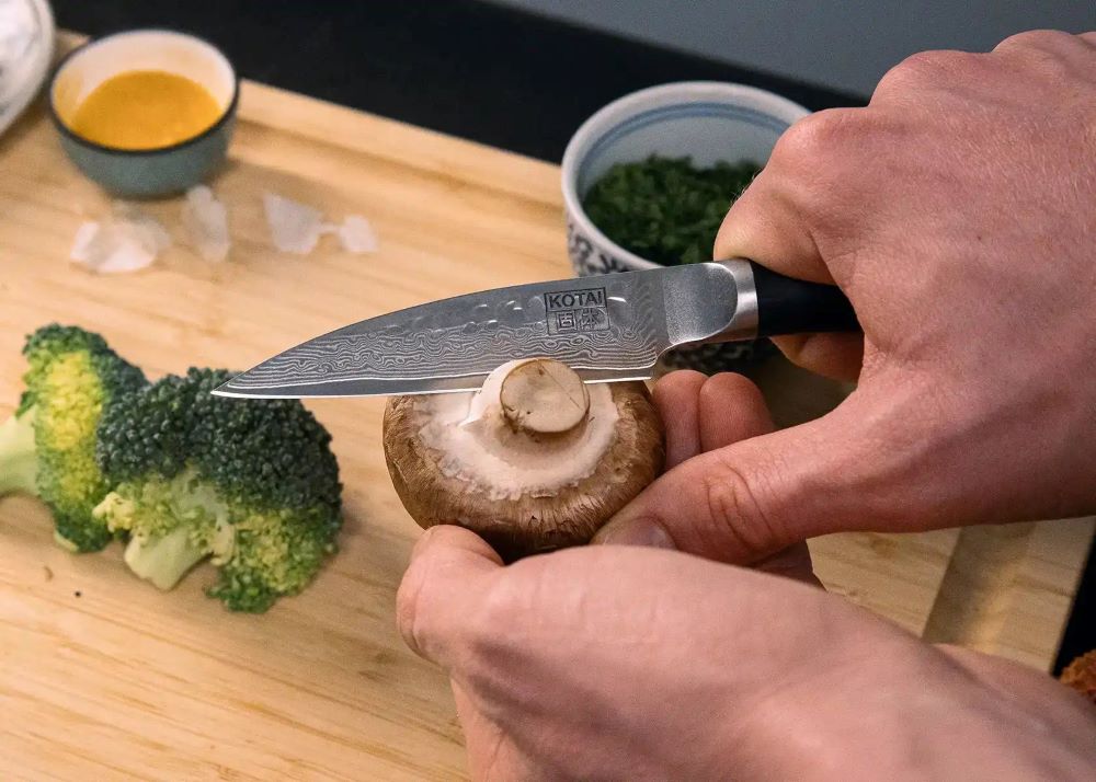 champignon snijden met kotai pakka damascus schilmes 9 cm pakkahout